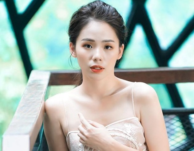 Ca sĩ Hương Ly - Thánh cover triệu view